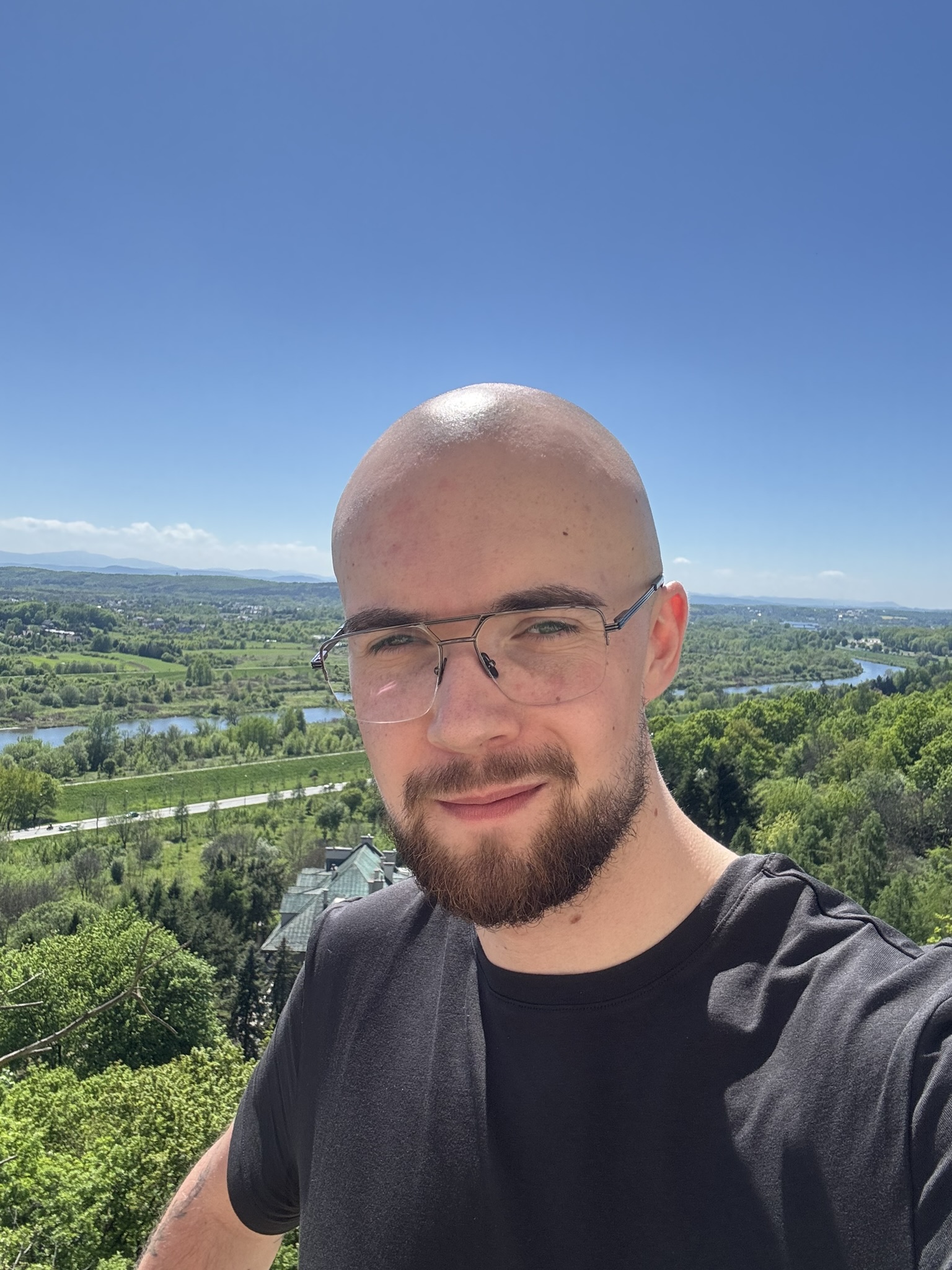 Filip Leszczynski - specjalista marketingu lokalnego